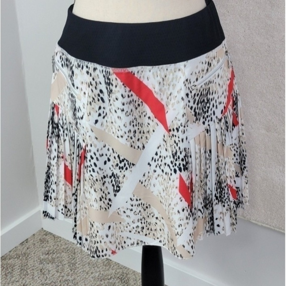 GGblue Luxe Sport Skort Women Medium White Red Animal Print Pleated Golf Tennis - Picture 2 of 13